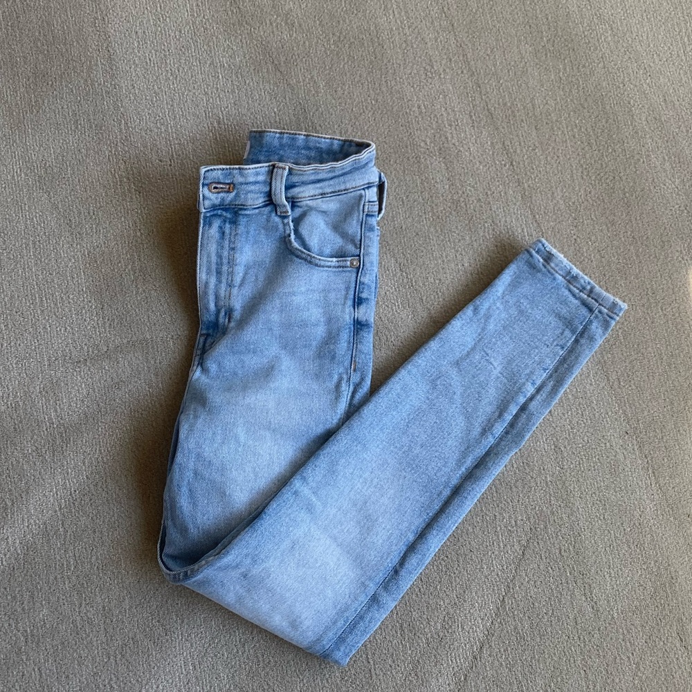 Zara Jeans